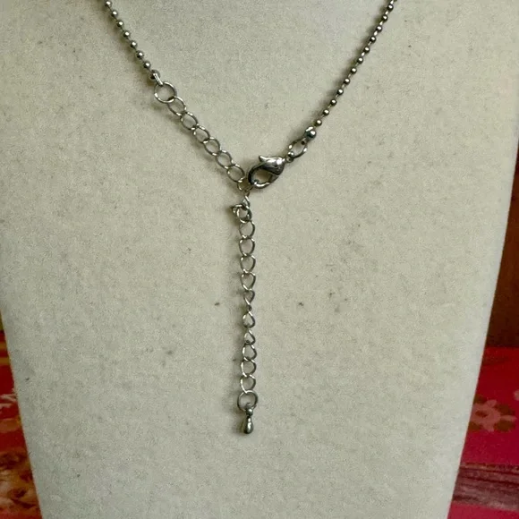 Handmade Colorful Wedding Cake Glass Heart Pendant Necklace - Picture 4 of 4